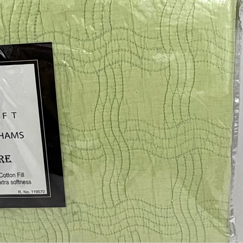 Green Quilted Scalloped Wavy Edge Pillow Shams Set 2 Standard - Picture 3 of 5